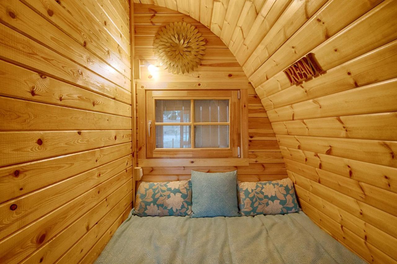 Glamping Turquesa, Feel And Relax In A Wood House Pensionat Corredoura Exteriör bild