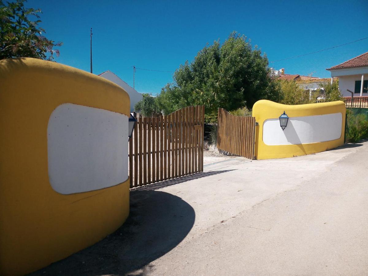 Glamping Turquesa, Feel And Relax In A Wood House Pensionat Corredoura Exteriör bild